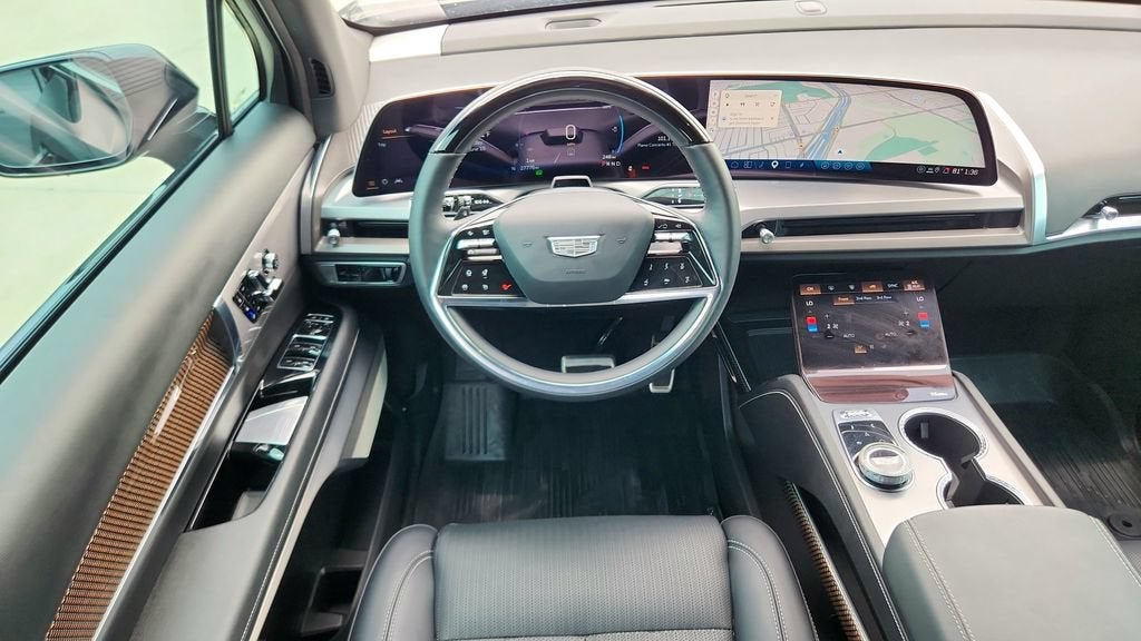 2026 Cadillac VISTIQ Sport