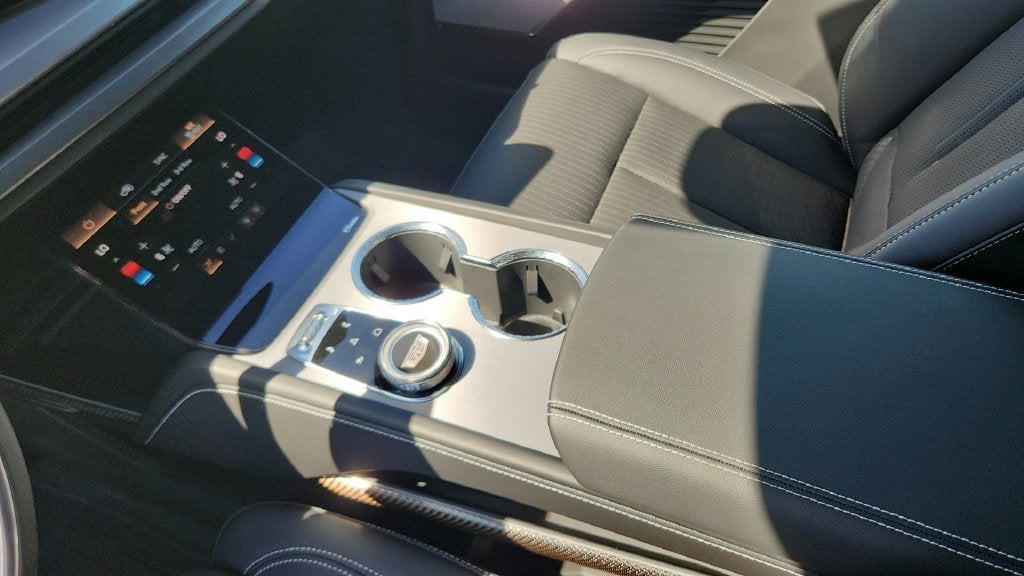 2027 Cadillac VISTIQ Sport