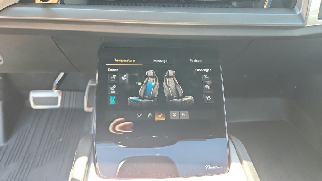 2027 Cadillac VISTIQ Sport