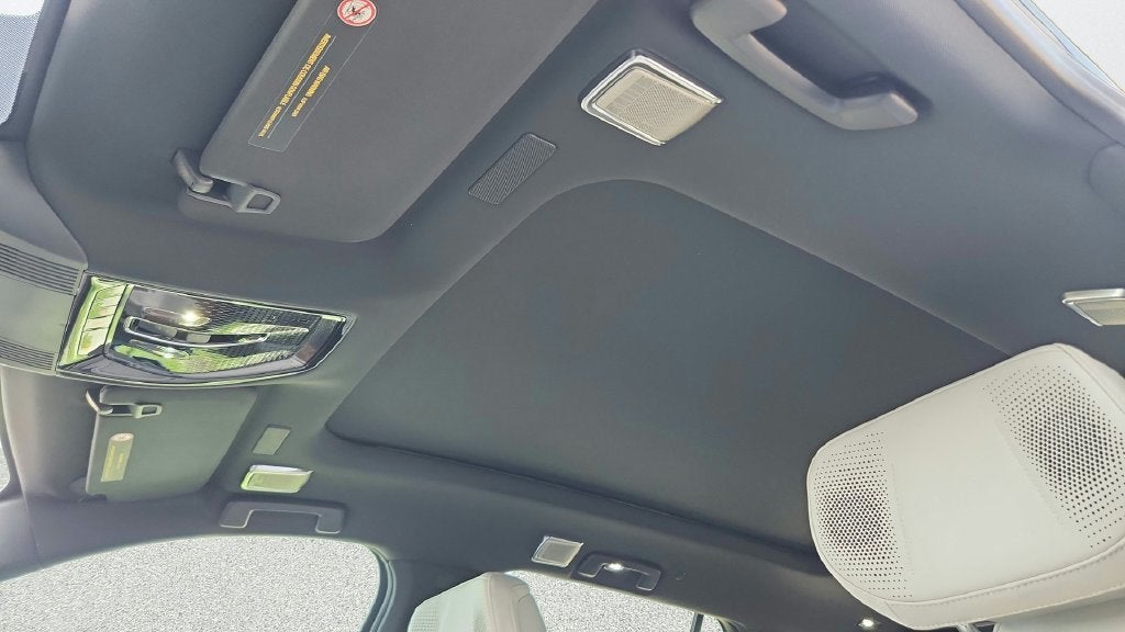 2027 Cadillac VISTIQ Sport