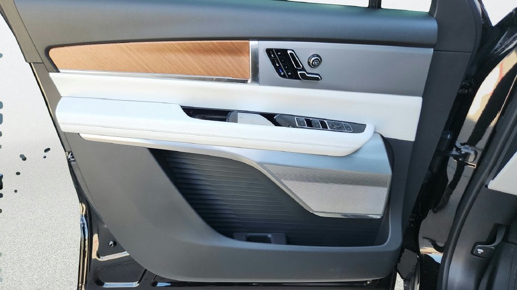 2027 Cadillac VISTIQ Sport
