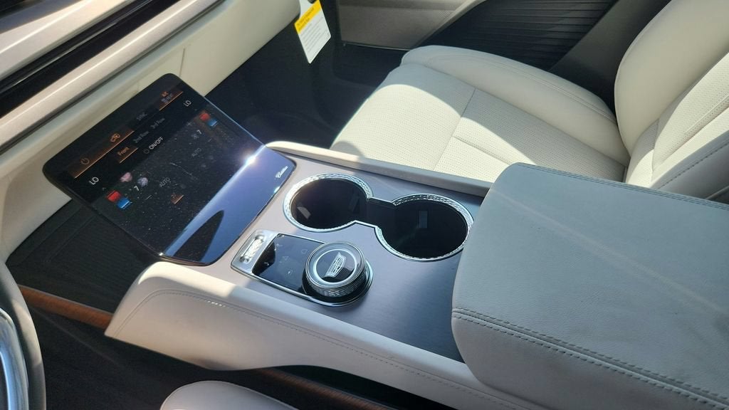 2027 Cadillac VISTIQ Sport