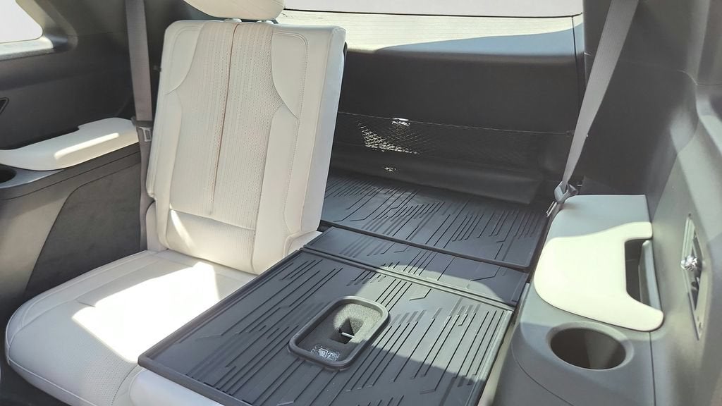 2027 Cadillac VISTIQ Sport
