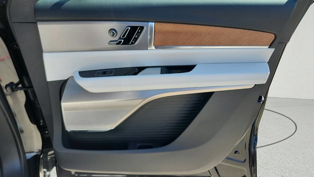 2027 Cadillac VISTIQ Sport