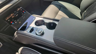 2027 Cadillac VISTIQ Platinum