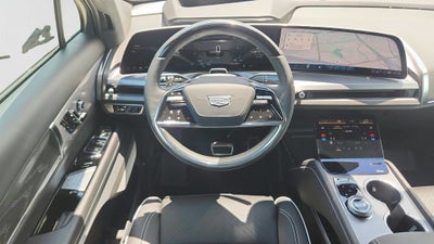 2027 Cadillac VISTIQ Platinum
