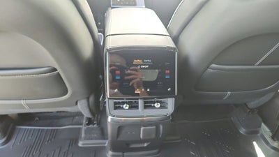 2027 Cadillac VISTIQ Platinum