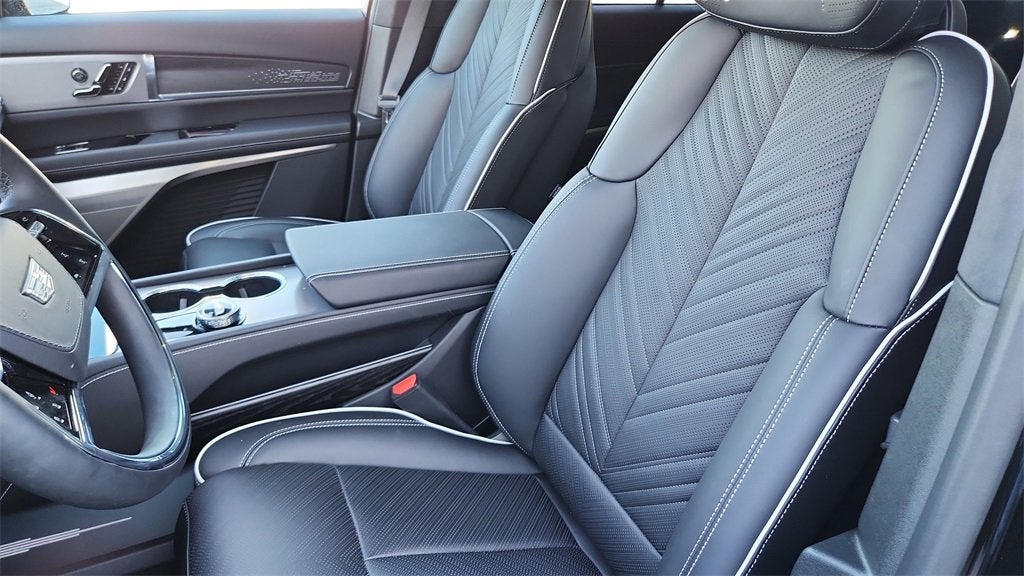 2026 Cadillac VISTIQ Platinum