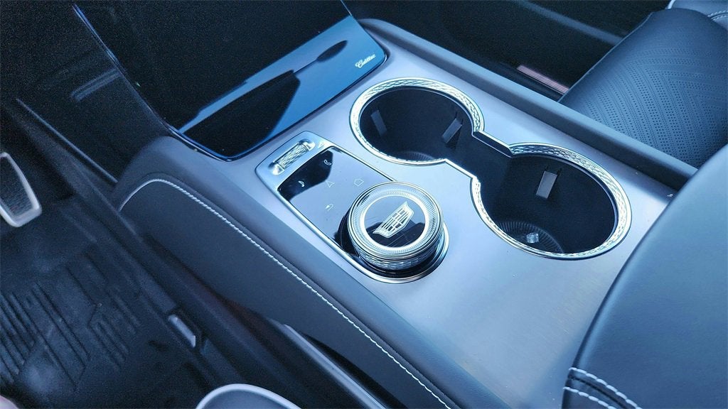 2026 Cadillac VISTIQ Platinum