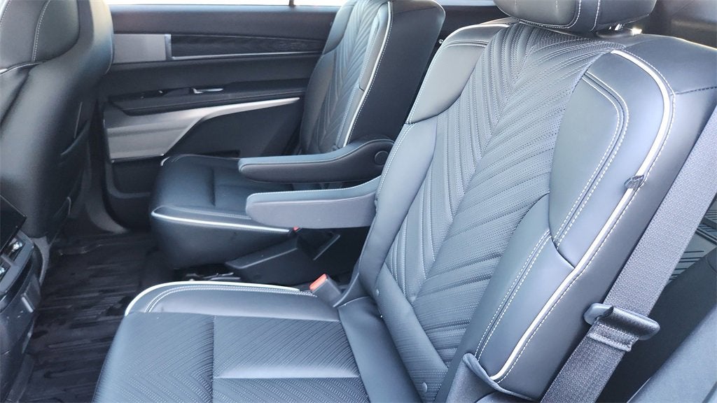 2026 Cadillac VISTIQ Platinum