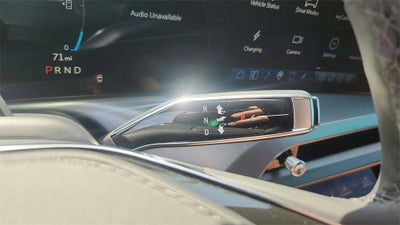 2026 Cadillac VISTIQ Platinum