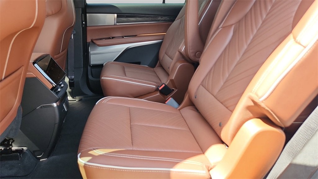 2026 Cadillac VISTIQ Platinum