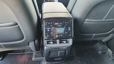2027 Cadillac VISTIQ Platinum