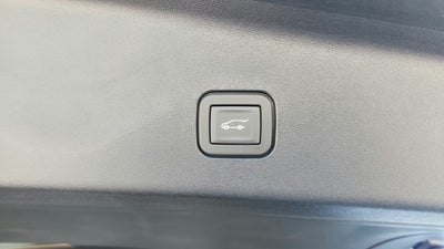2027 Cadillac VISTIQ Platinum