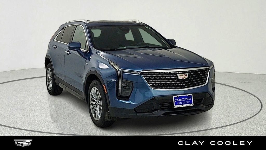 2025 Cadillac XT4 Premium Luxury