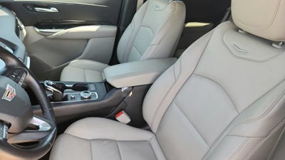 2022 Cadillac XT4 FWD Premium Luxury