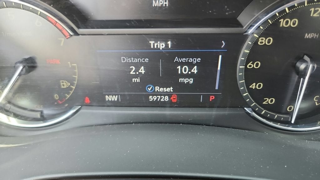 2022 Cadillac XT4 FWD Premium Luxury