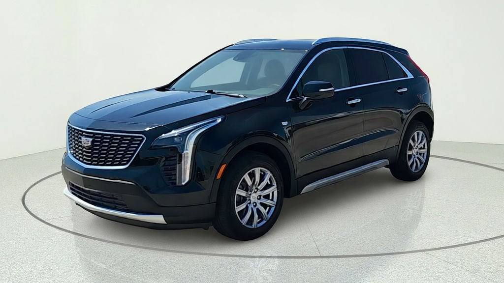 2022 Cadillac XT4 FWD Premium Luxury