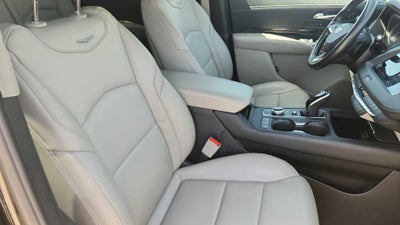 2022 Cadillac XT4 FWD Premium Luxury