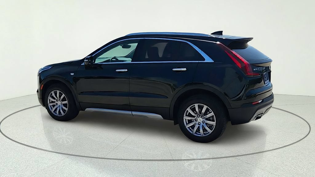 2022 Cadillac XT4 FWD Premium Luxury