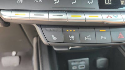 2023 Cadillac XT4 FWD Premium Luxury
