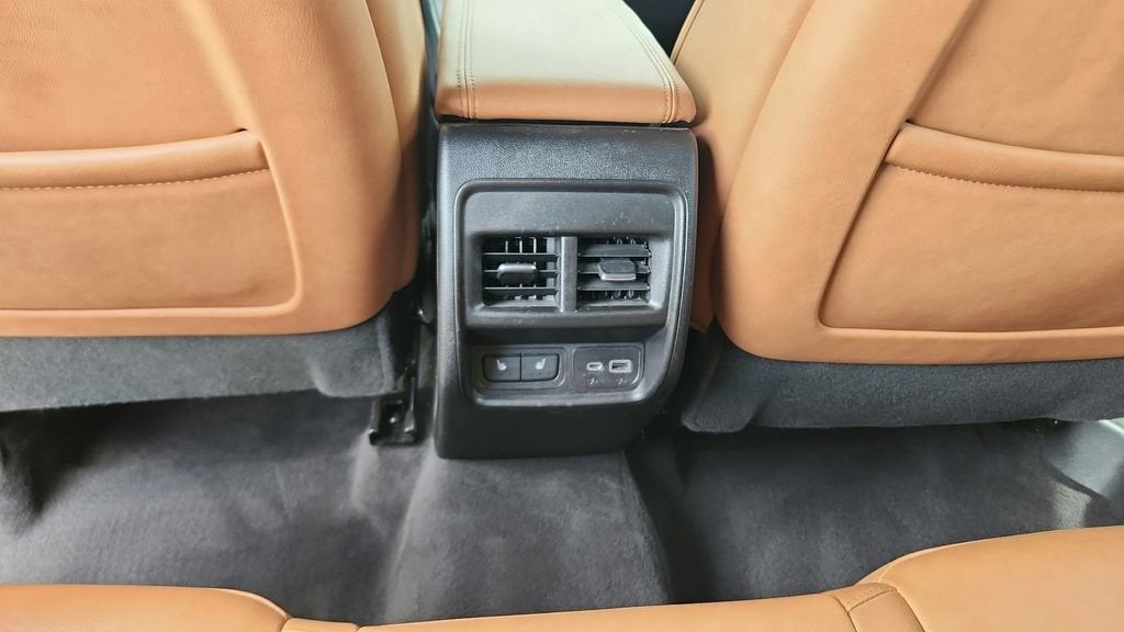 2023 Cadillac XT4 FWD Premium Luxury