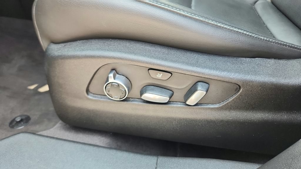 2019 Cadillac XT4 FWD Premium Luxury