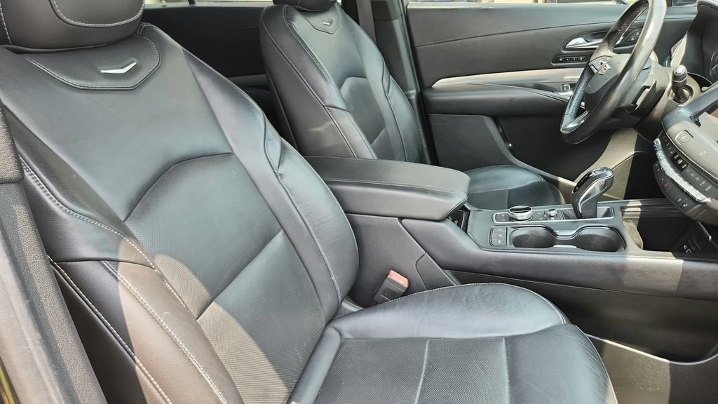2019 Cadillac XT4 FWD Premium Luxury