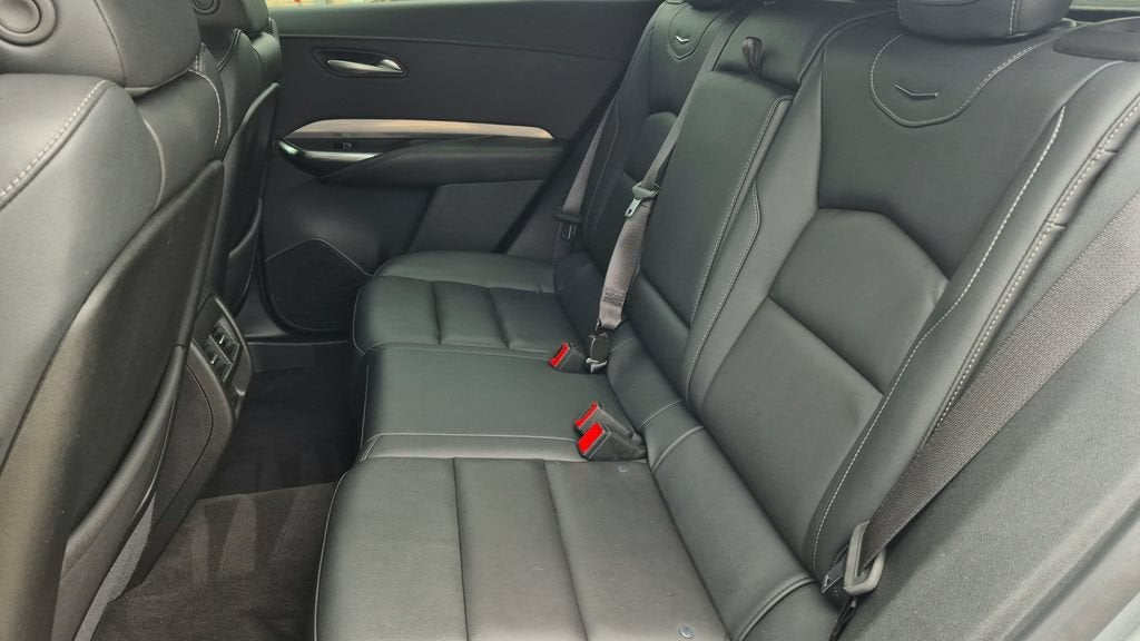 2025 Cadillac XT4 Premium Luxury
