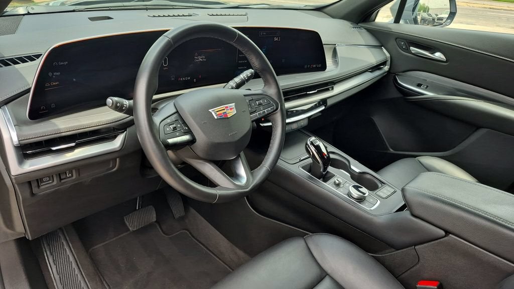2025 Cadillac XT4 Premium Luxury