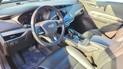 2023 Cadillac XT4 Premium Luxury