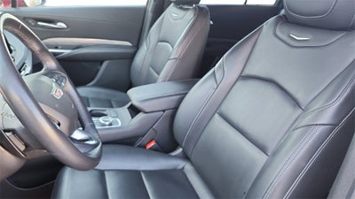 2024 Cadillac XT4 Premium Luxury