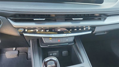 2024 Cadillac XT4 Premium Luxury