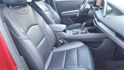 2024 Cadillac XT4 Premium Luxury