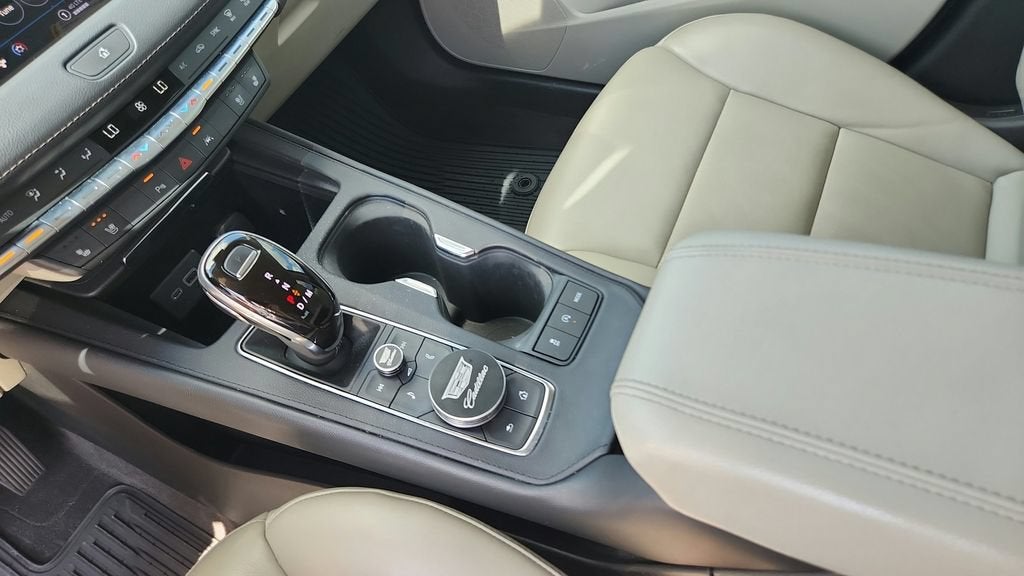 2021 Cadillac XT4 AWD Premium Luxury