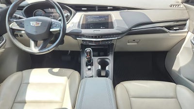 2021 Cadillac XT4 AWD Premium Luxury