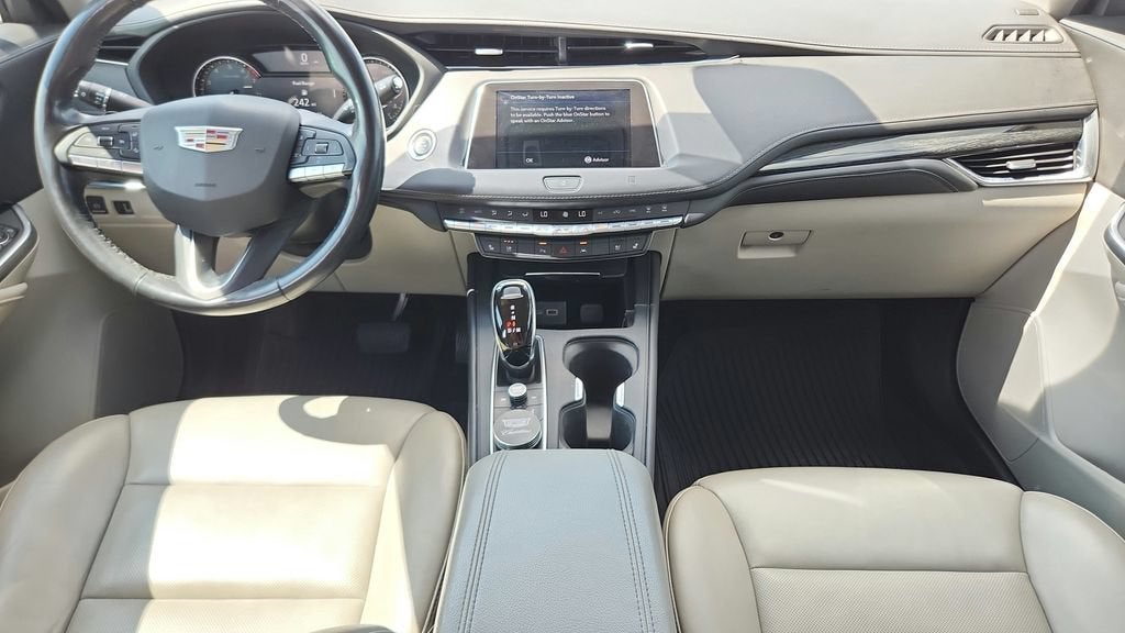 2021 Cadillac XT4 AWD Premium Luxury