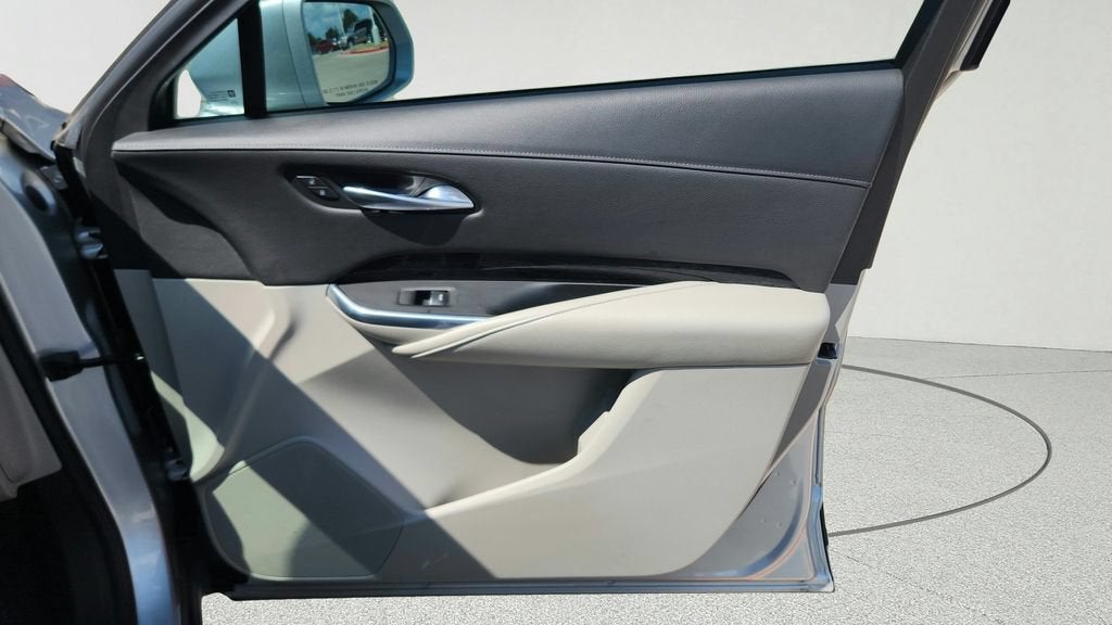 2021 Cadillac XT4 AWD Premium Luxury