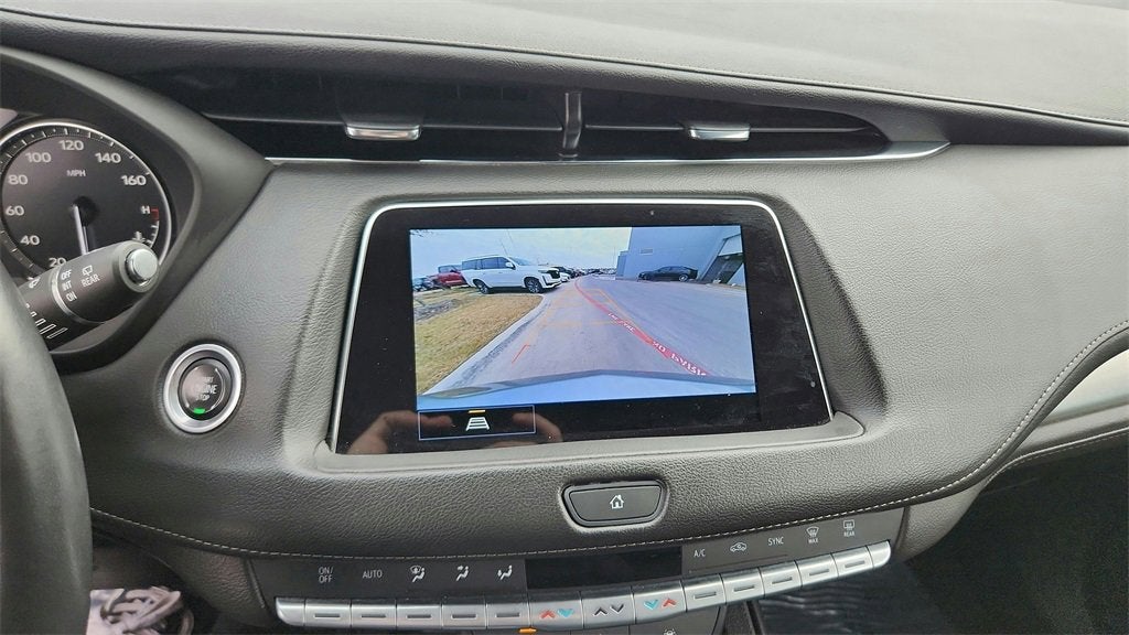 2023 Cadillac XT4 Premium Luxury