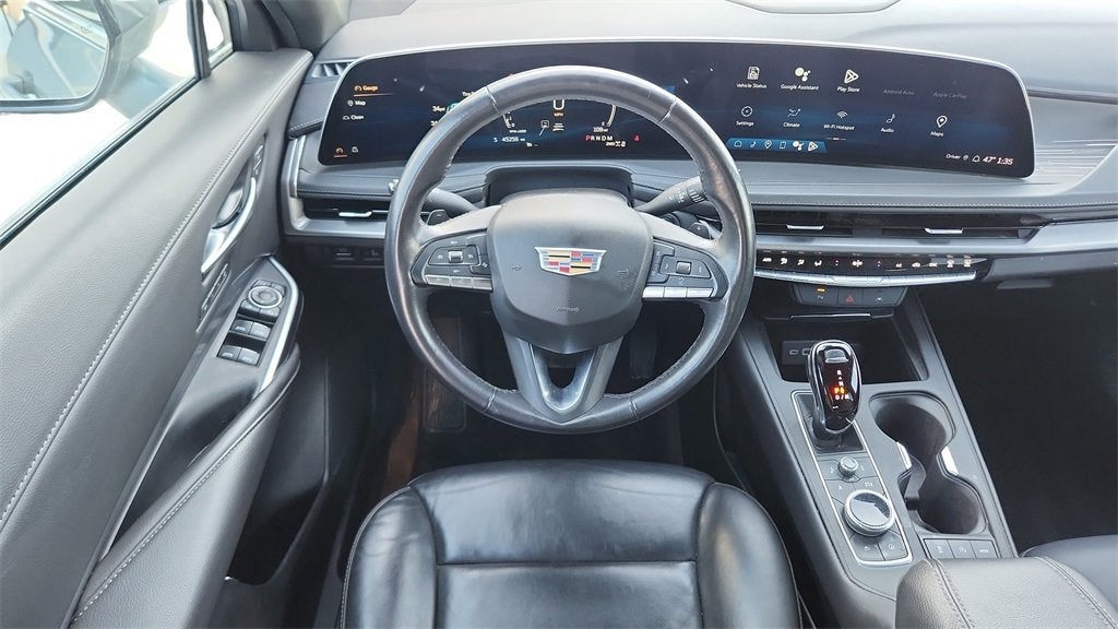 2024 Cadillac XT4 Premium Luxury