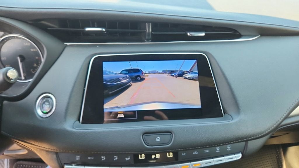 2023 Cadillac XT4 Premium Luxury