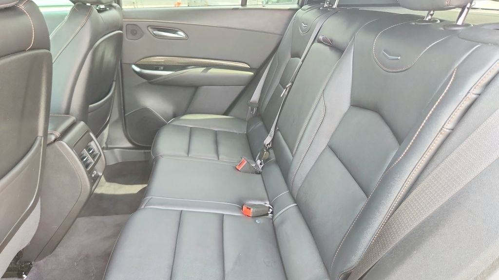 2022 Cadillac XT4 Sport