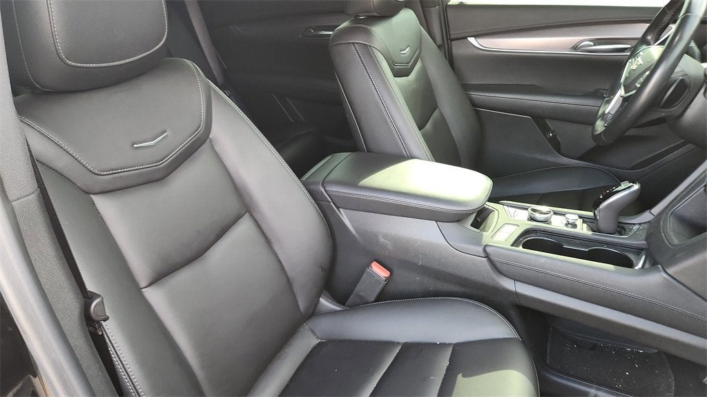 2022 Cadillac XT5 Luxury