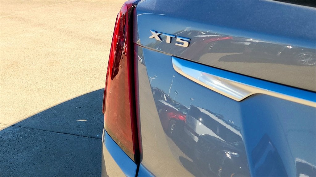 2025 Cadillac XT5 Luxury