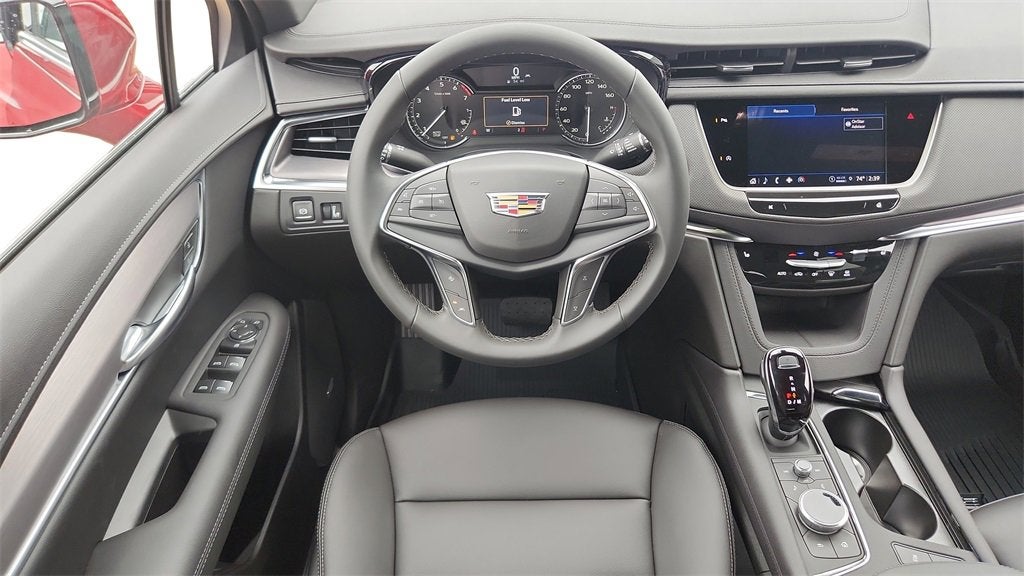 2026 Cadillac XT5 Luxury