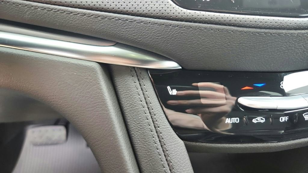 2026 Cadillac XT5 Luxury