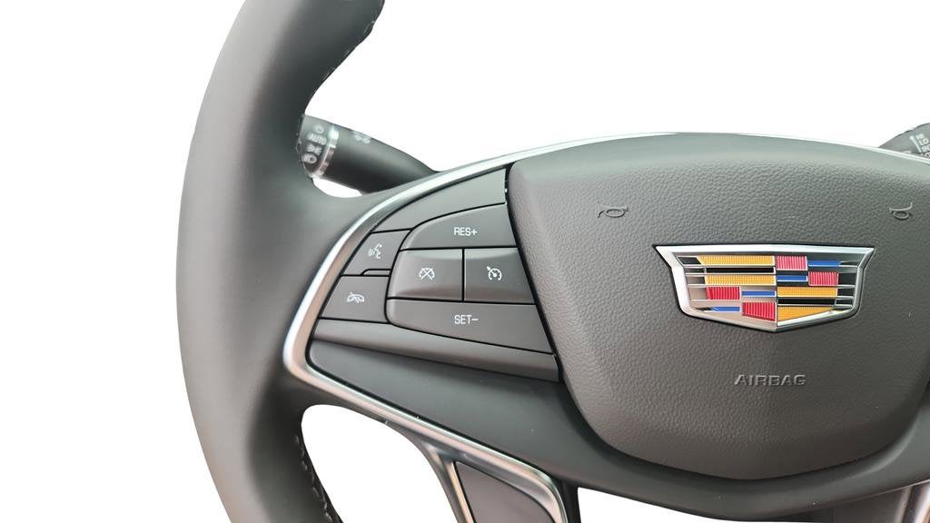 2026 Cadillac XT5 Luxury