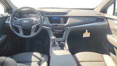 2025 Cadillac XT5 Luxury