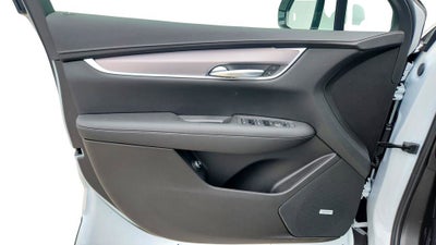 2026 Cadillac XT5 Luxury