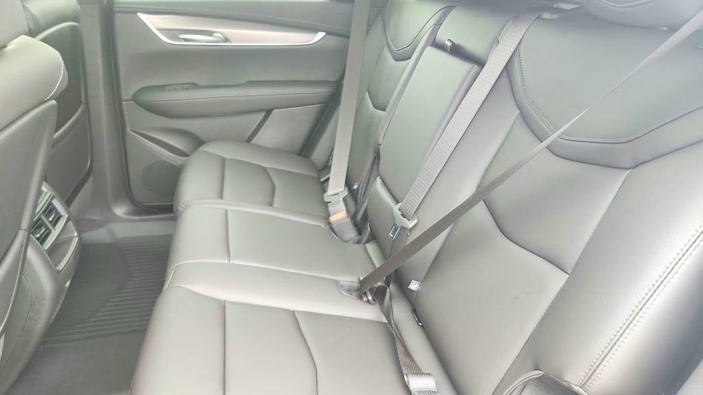 2026 Cadillac XT5 Luxury